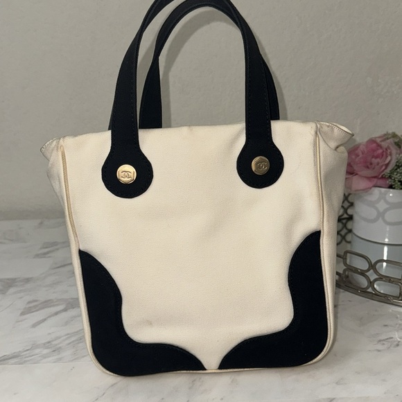 Authentic CHANEL Marshmallow Bag Coco Mark Tote Handbag - Picture 13 of 17